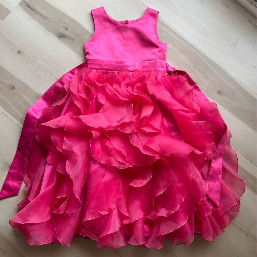 Pink fancy ruffle dress! Size 8 long dress perfect for Valentine’s Day!